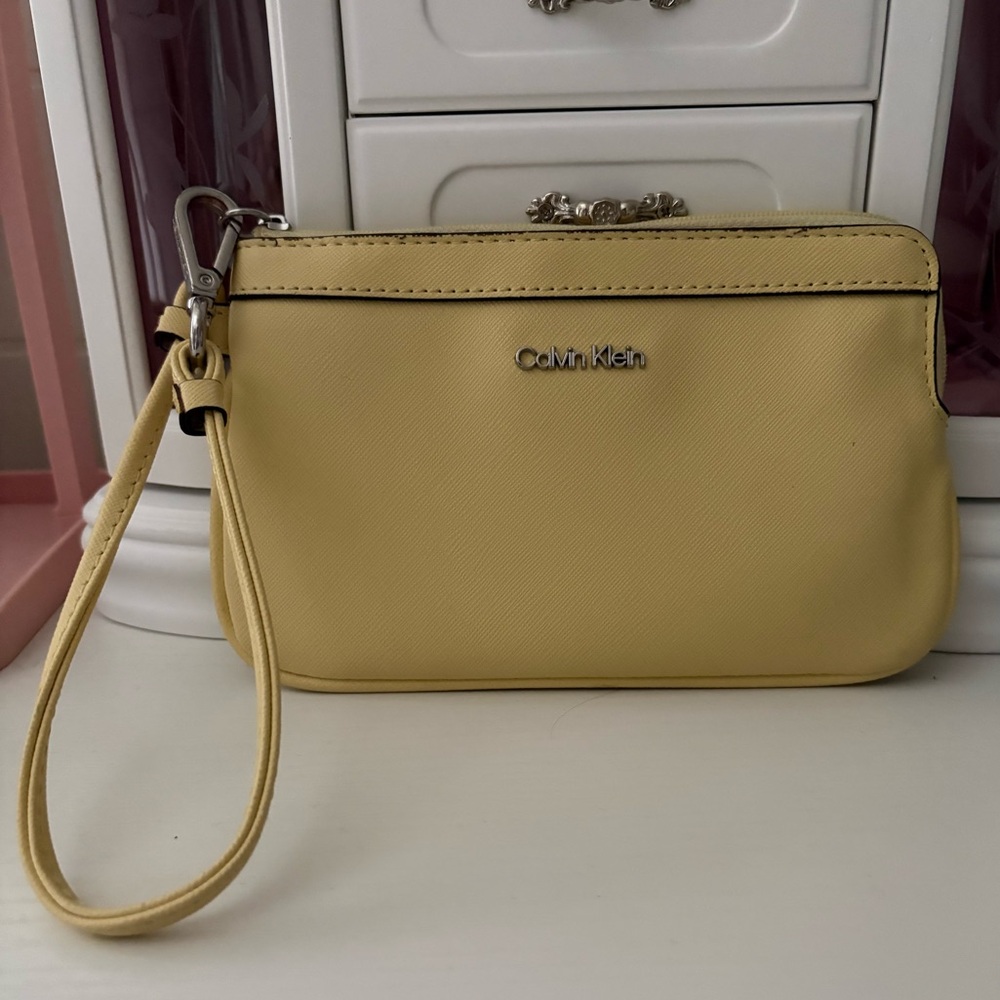 Calvin Klein Wristlet